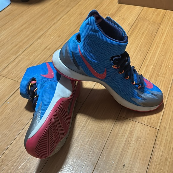 Used Nike Zoom HyberRev - Picture 6 of 6